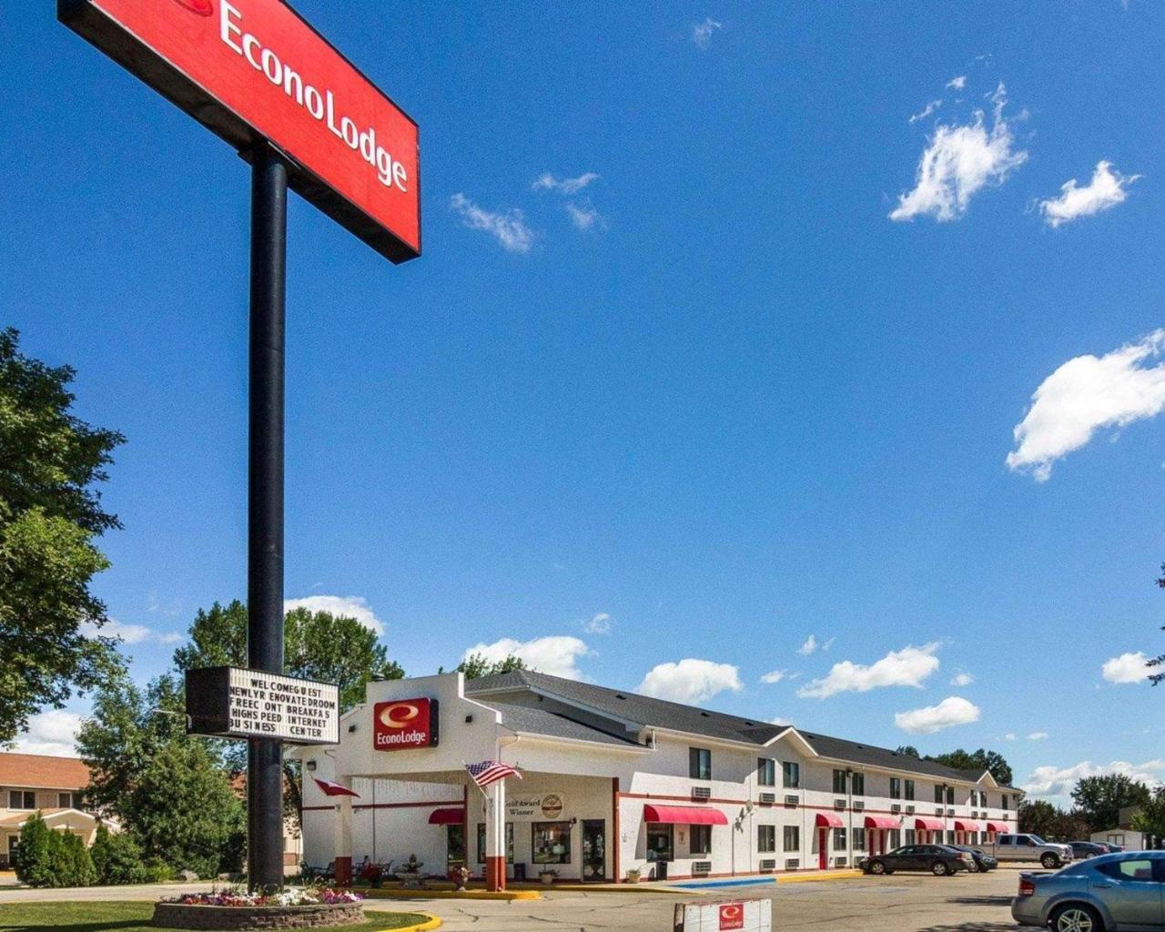 Econo Lodge Гранд-Форкс Екстер'єр фото